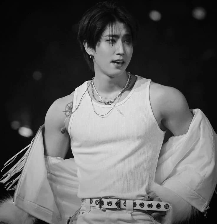 Han Jisung (J.One) thumbnail