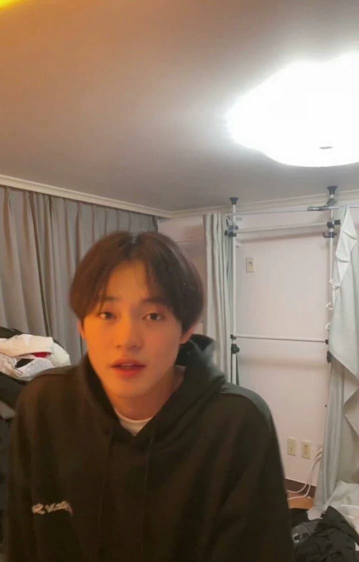 Zhong Chenle thumbnail