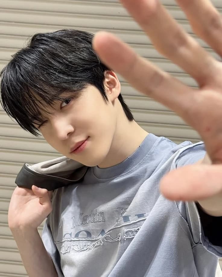 Yunho thumbnail