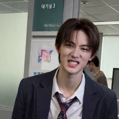 Eom Seonghyeon thumbnail
