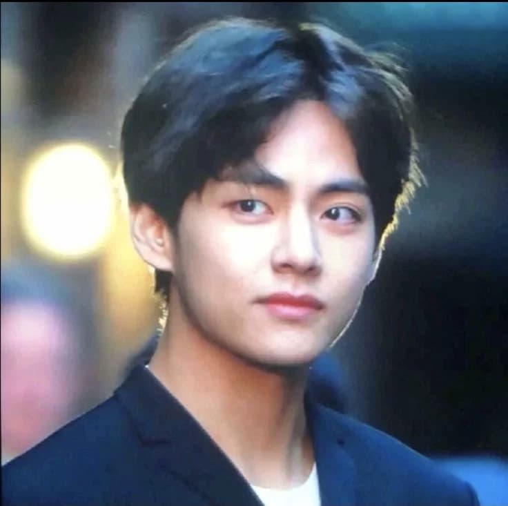 Kim Taehyung  thumbnail