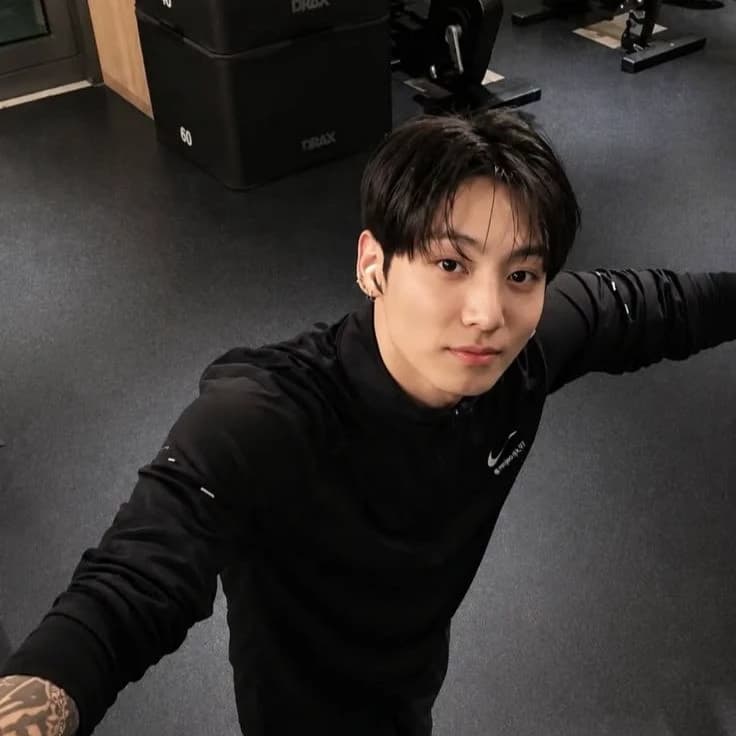 jeon jungkook  thumbnail