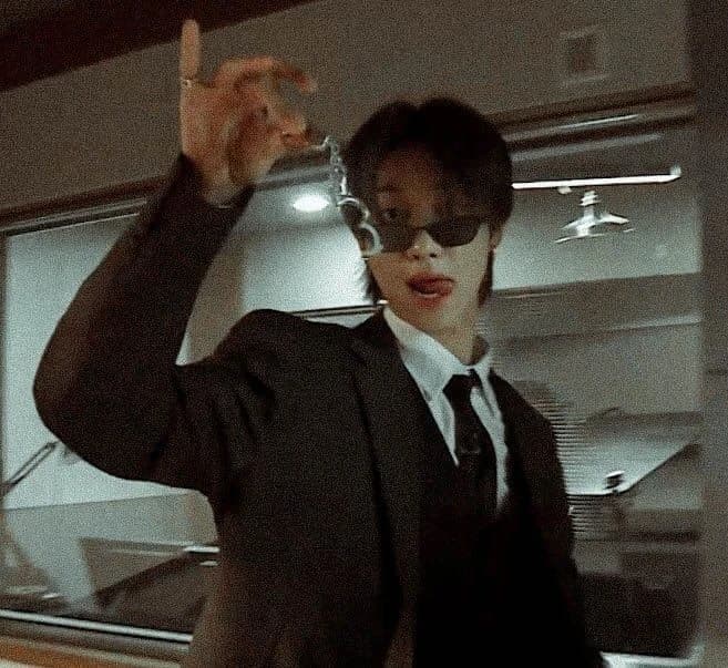 Xu minghao thumbnail