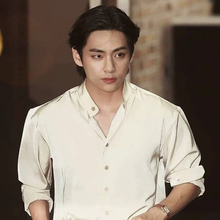 Kim Taehyung thumbnail