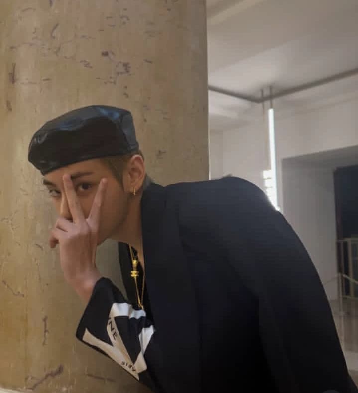 Kim Taehyung (secret teacher husband) thumbnail