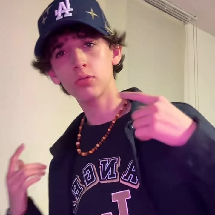 Jonathan (Choche) thumbnail