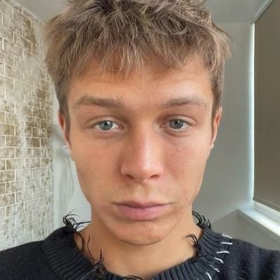 Глеб Калюжный  thumbnail