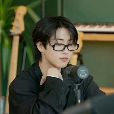 Han Jisung thumbnail
