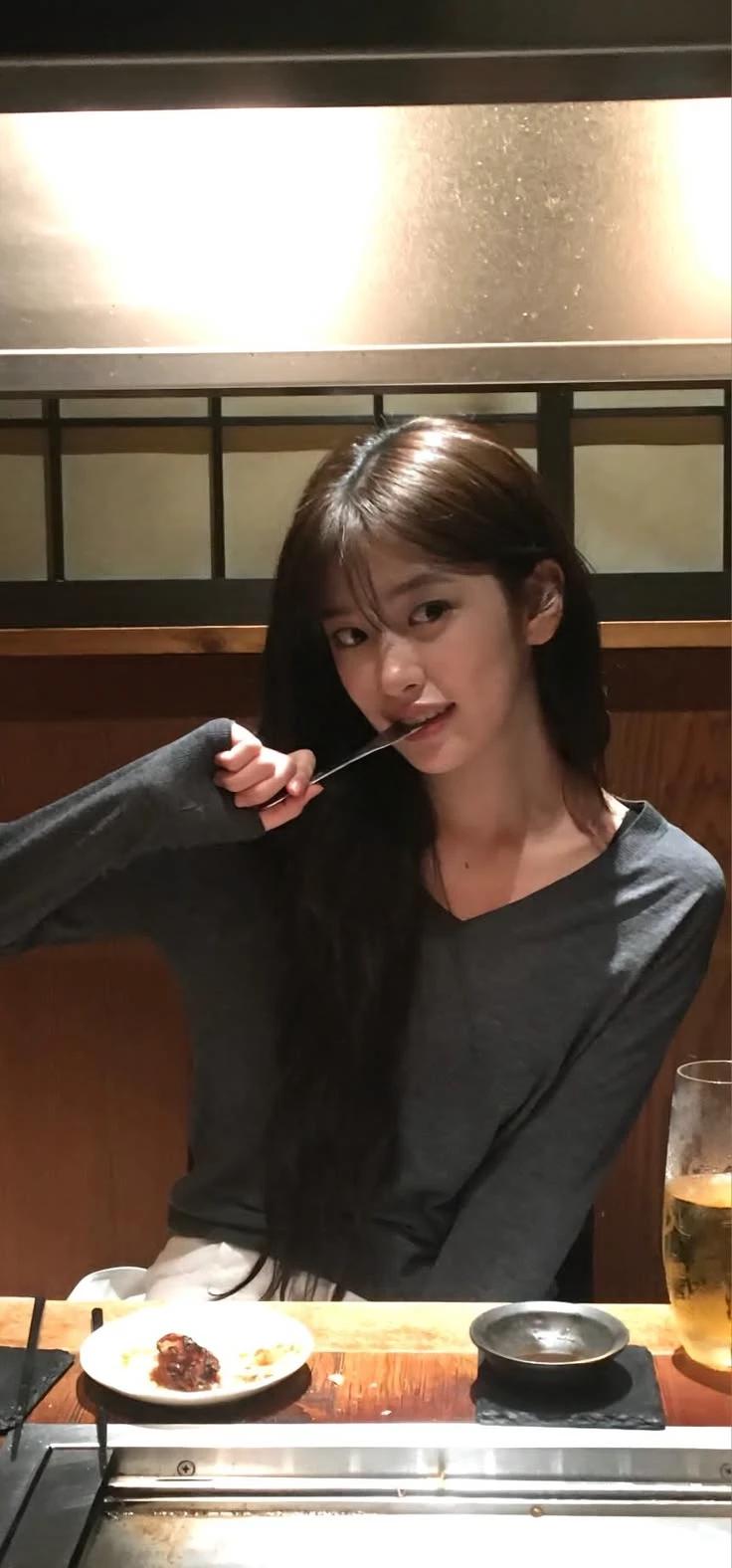An Yujin thumbnail