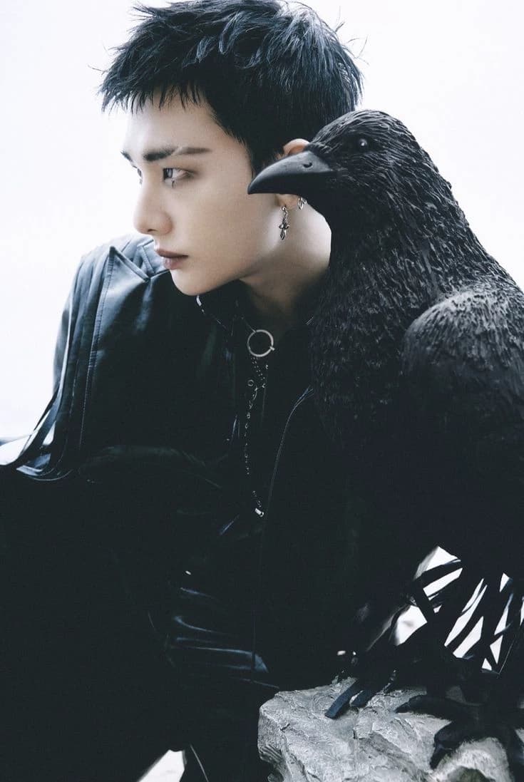 Hwang Hyunjin~Hunter thumbnail