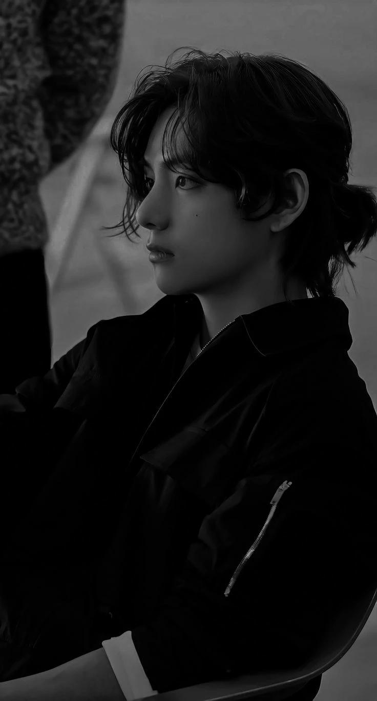 Kim Taehyung  thumbnail