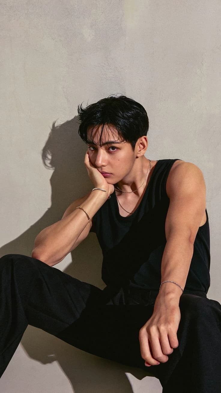 Kim Teahyung  thumbnail