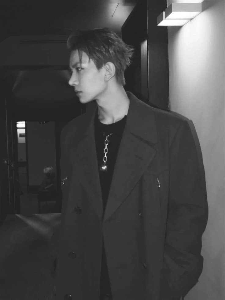 Lee Heeseung  thumbnail