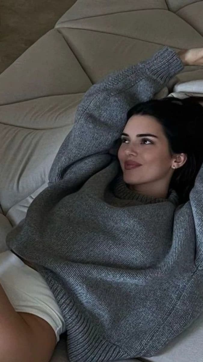 Kendall Jenner  thumbnail