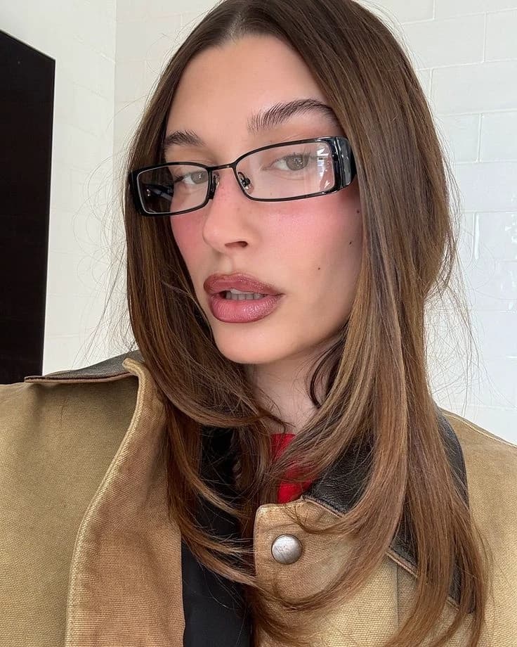 Hailey Bieber thumbnail