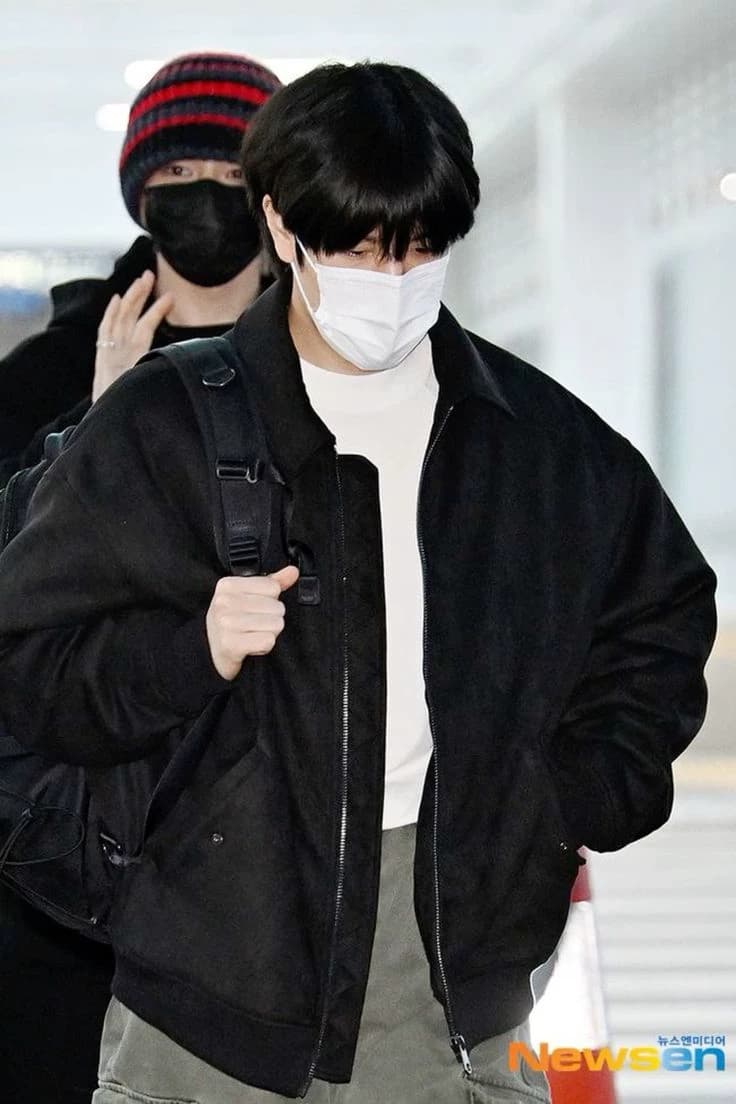 Stray Kids  thumbnail