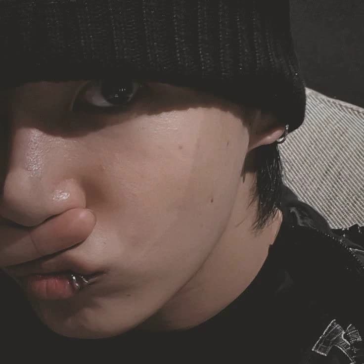 jungkook thumbnail