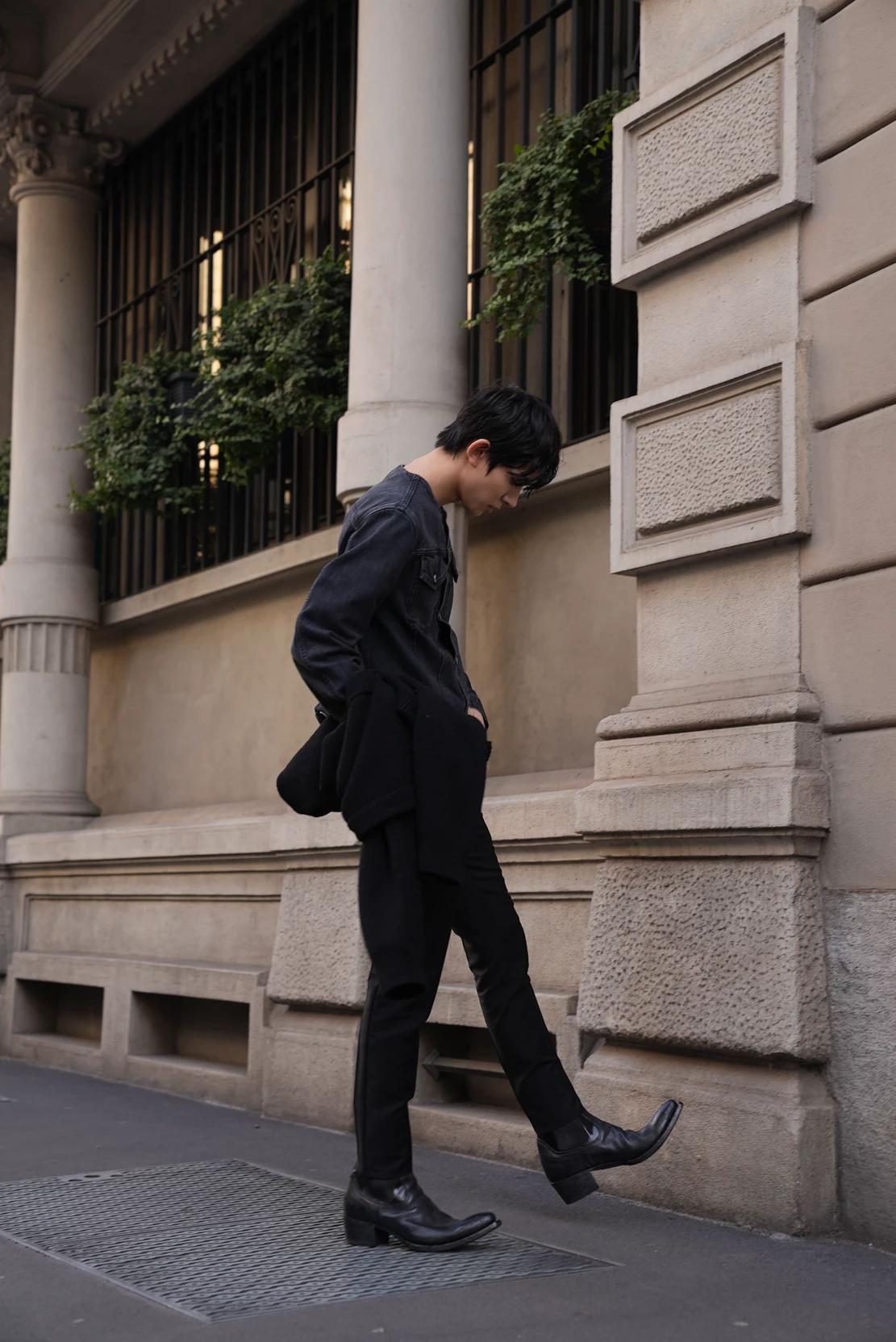 Lee Heeseung  thumbnail