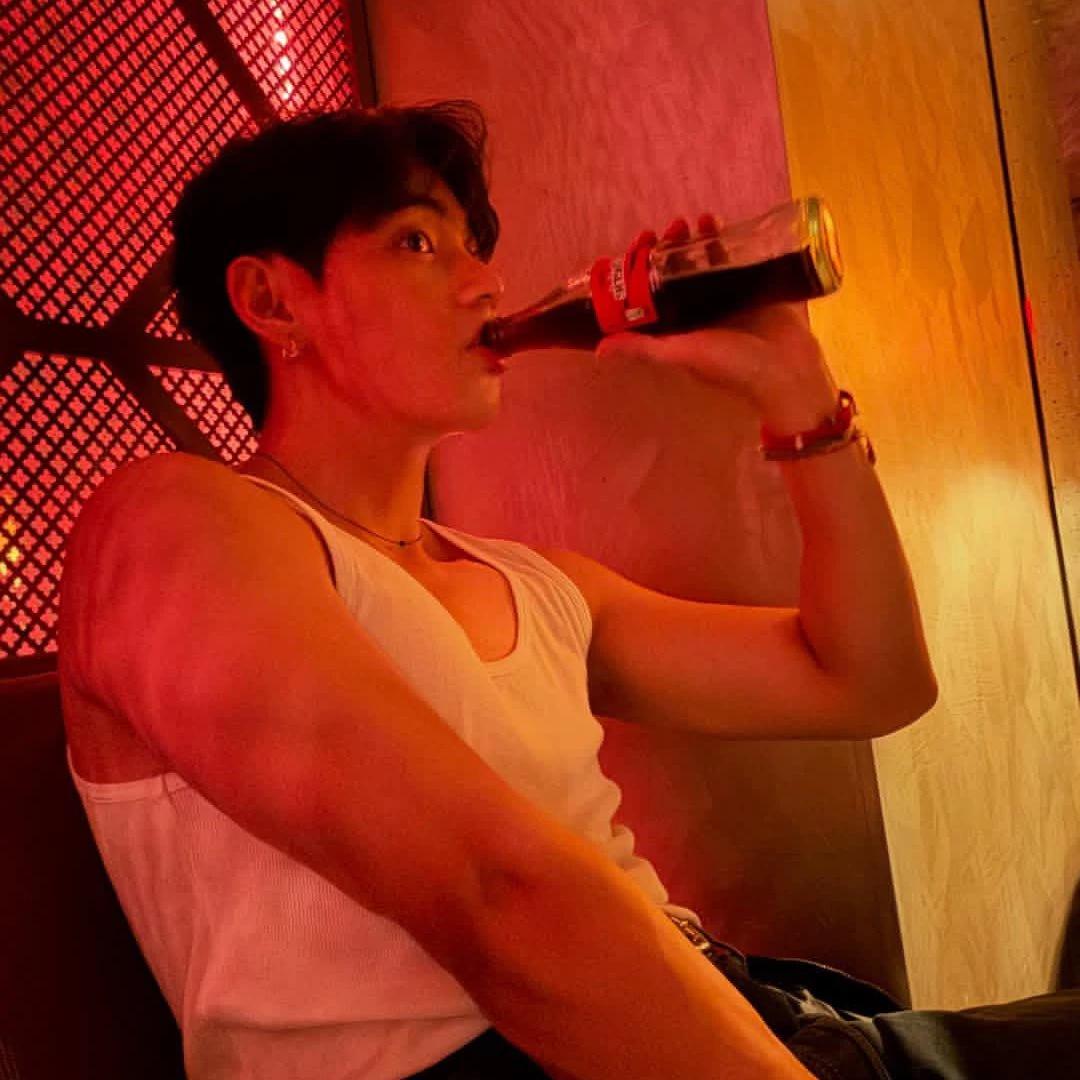 Bts Kim taehyung thumbnail