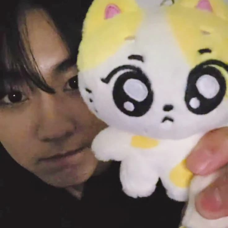Jungwon  thumbnail