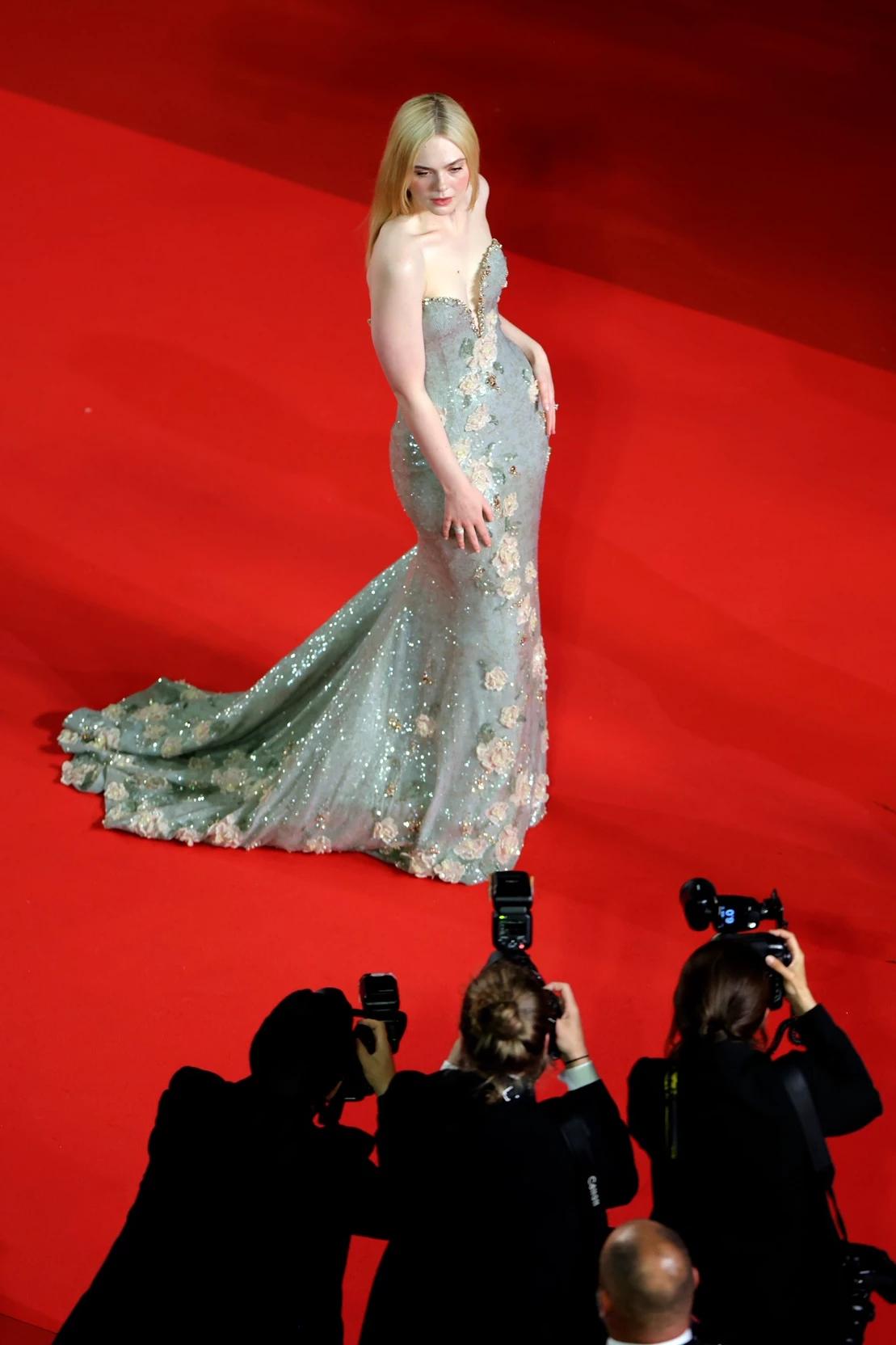 Elle Fanning thumbnail