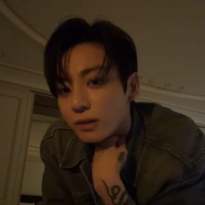 Jeon Jungkook || your boss thumbnail