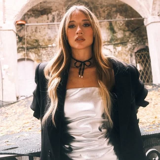 Aleyna Kalaycıoğlu thumbnail