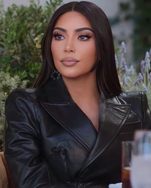 Kim Kardashian thumbnail
