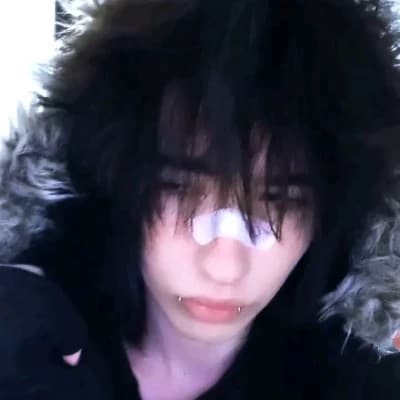Viktor Lorenzo Smirlow  thumbnail