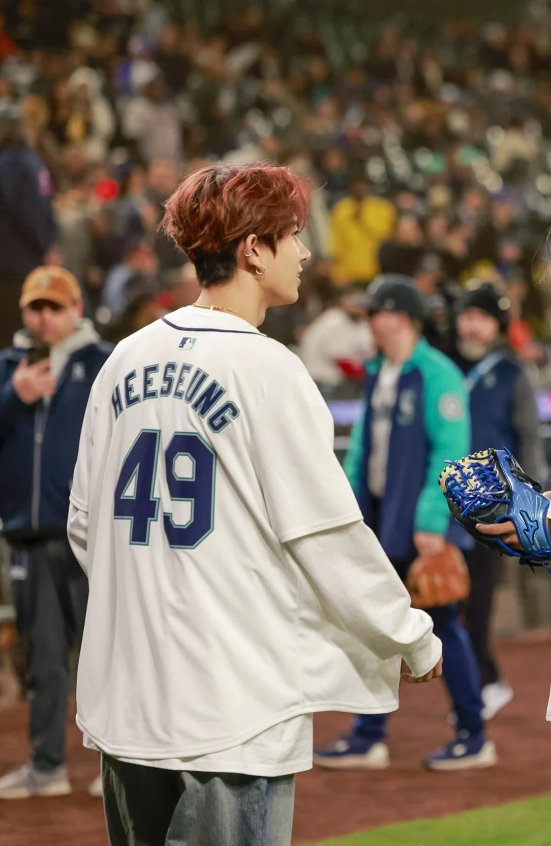 Lee Heeseung thumbnail