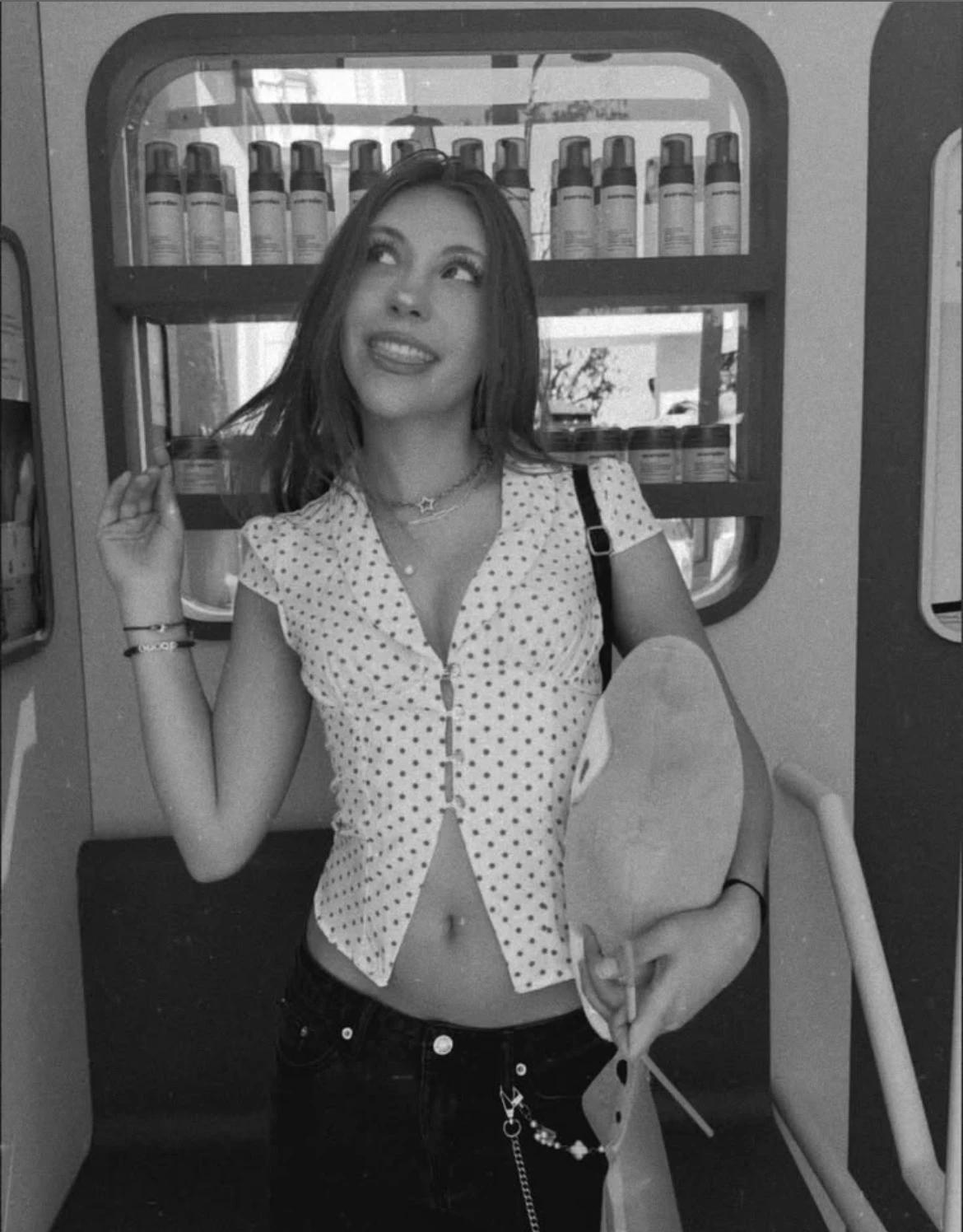 Anya kay thumbnail