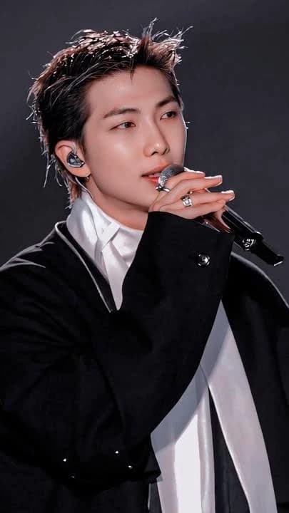 Kim Namjoon (RM-BTS leader) thumbnail