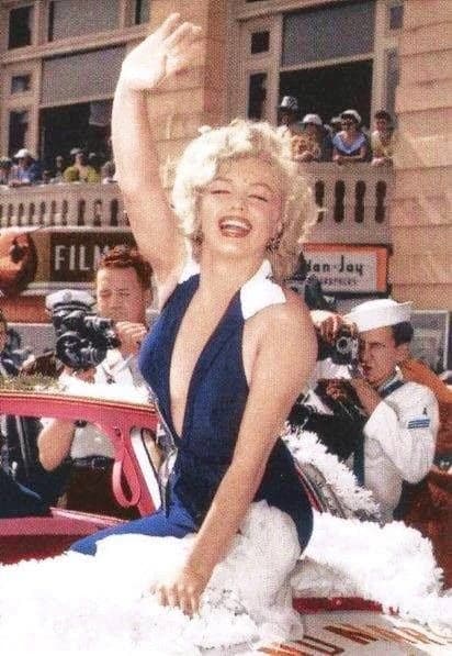 Marilyn Monroe thumbnail