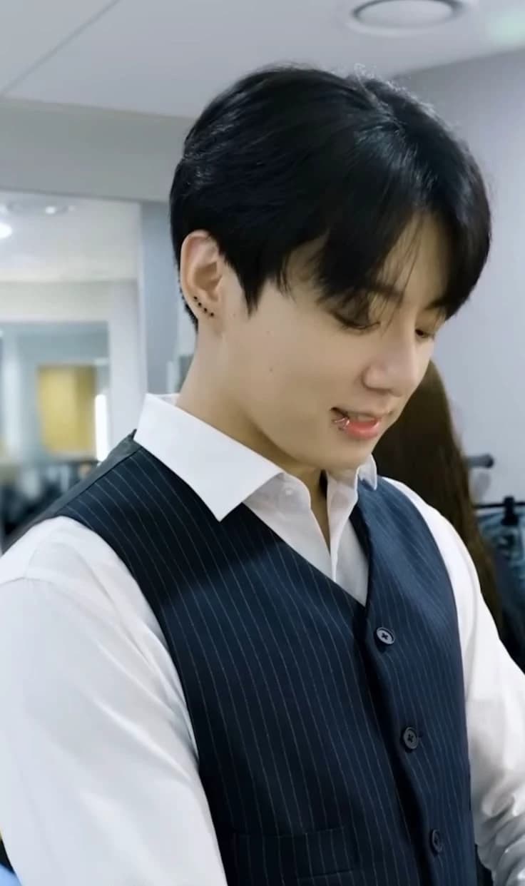 Jeon Jungkook  thumbnail