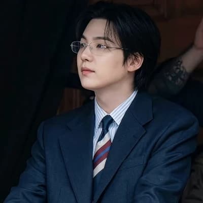 Yoongi Mafia man / Your boyfriend's father  thumbnail