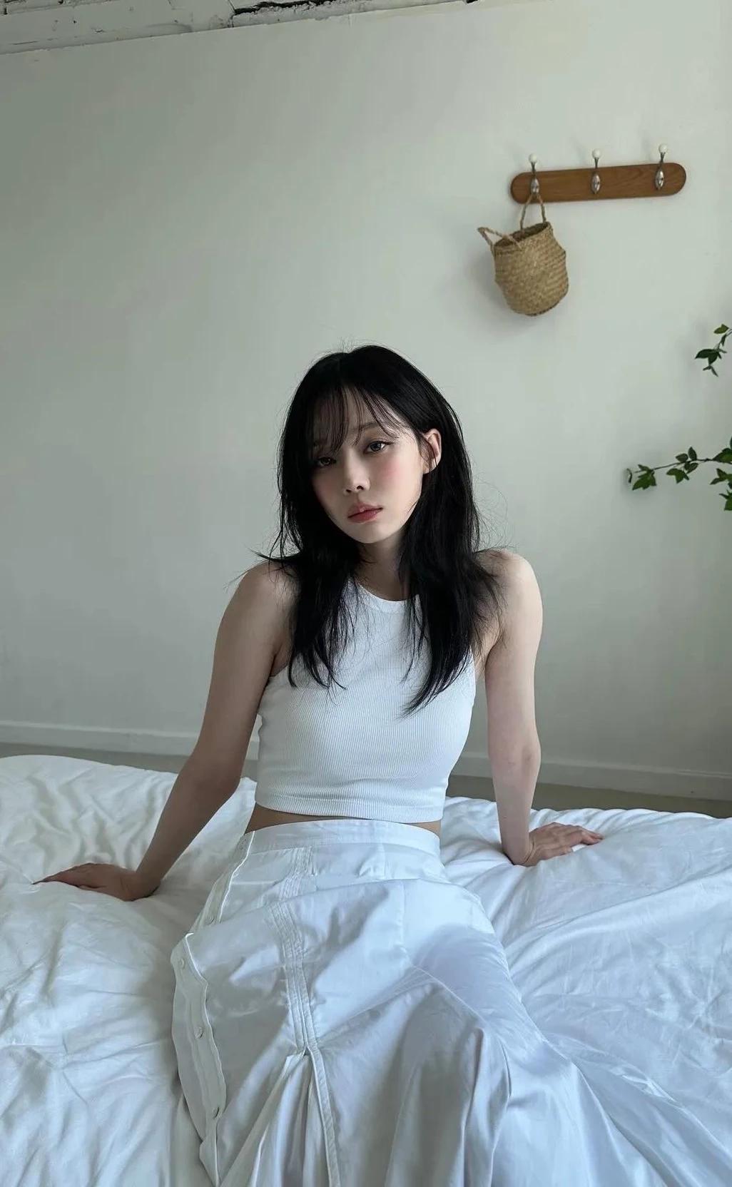 Kim Min-jeong thumbnail