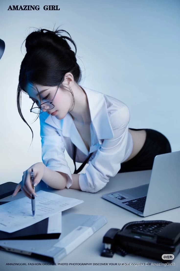 Secretary thumbnail