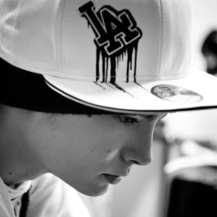 tom Kaulitz thumbnail