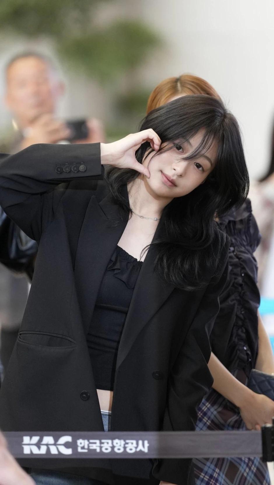 Jung Ahyeon  thumbnail