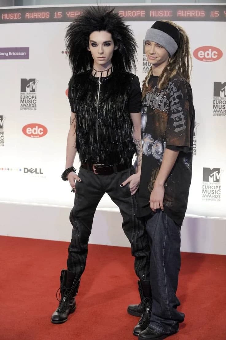 Tom and Bill Kaulitz. thumbnail