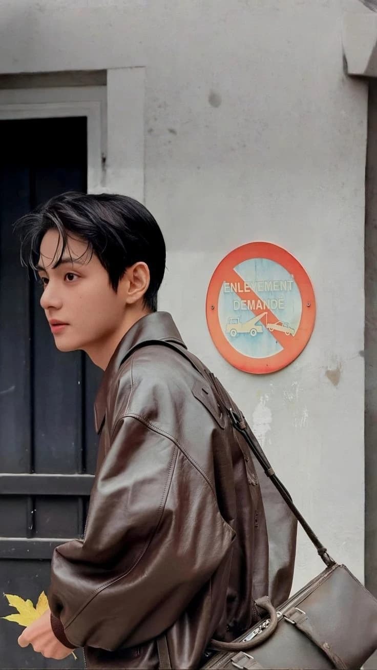 Kim Taehyung city boy x innocent country girl  thumbnail