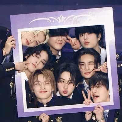 Stray Kids thumbnail