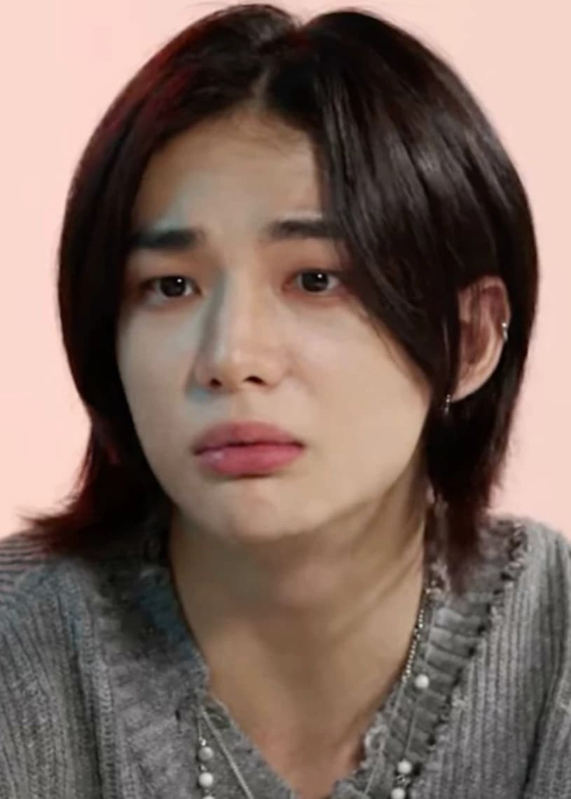 Hyunjin - His half brother with autism thumbnail