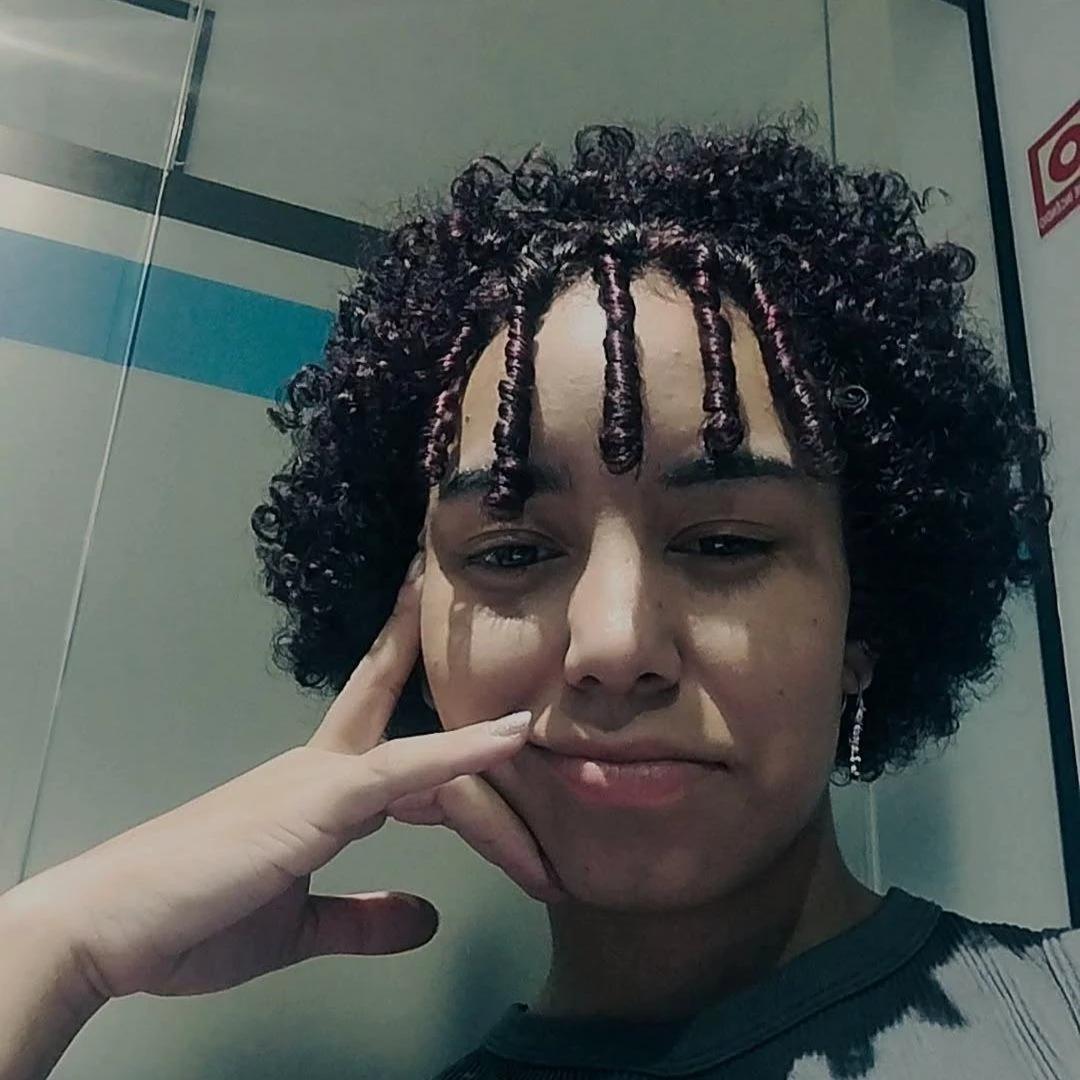 giovana thumbnail