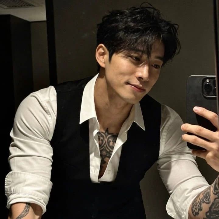 Gin Blackwood thumbnail