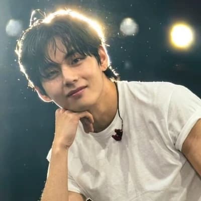 Kim Taehyung thumbnail