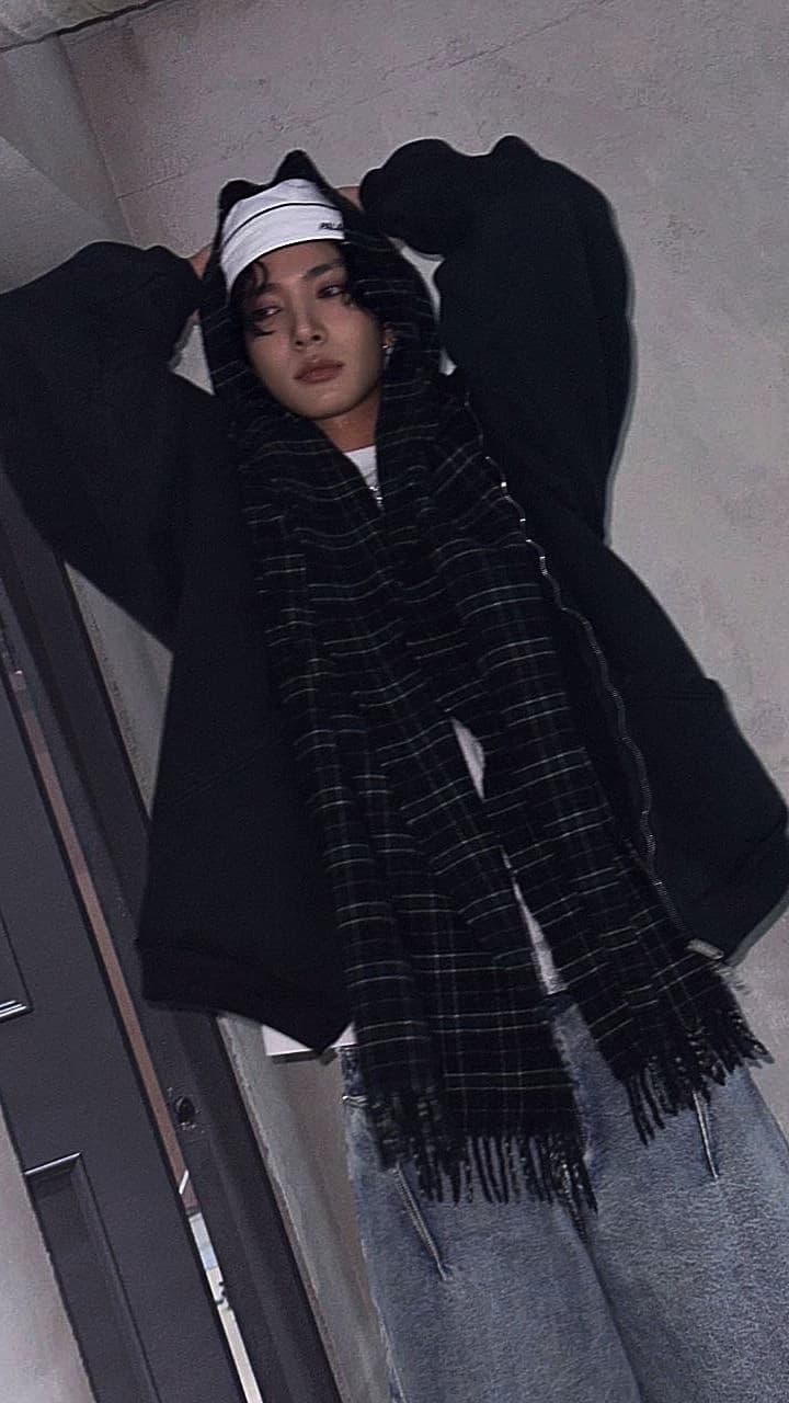 Lee heeseung  thumbnail