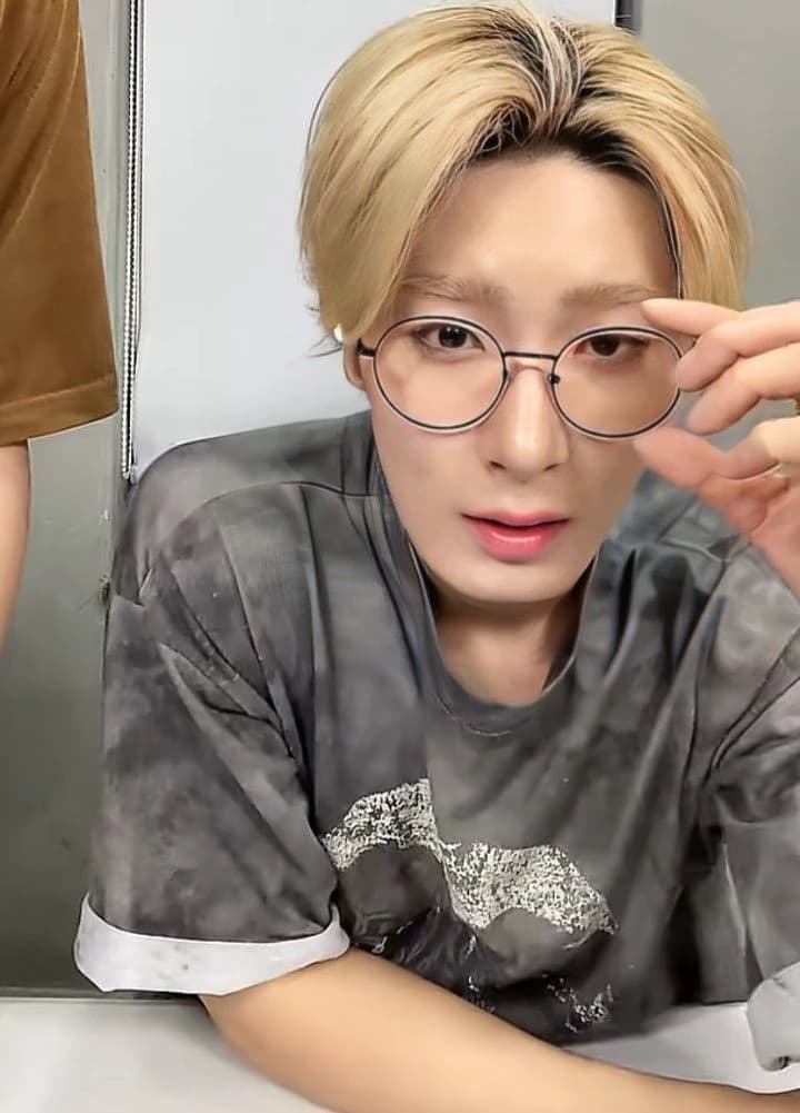 Ji-seok thumbnail