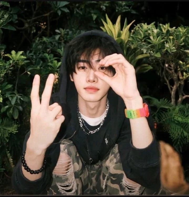 Sunghoon thumbnail