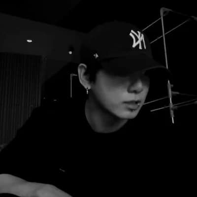 Jeon Jungkook thumbnail